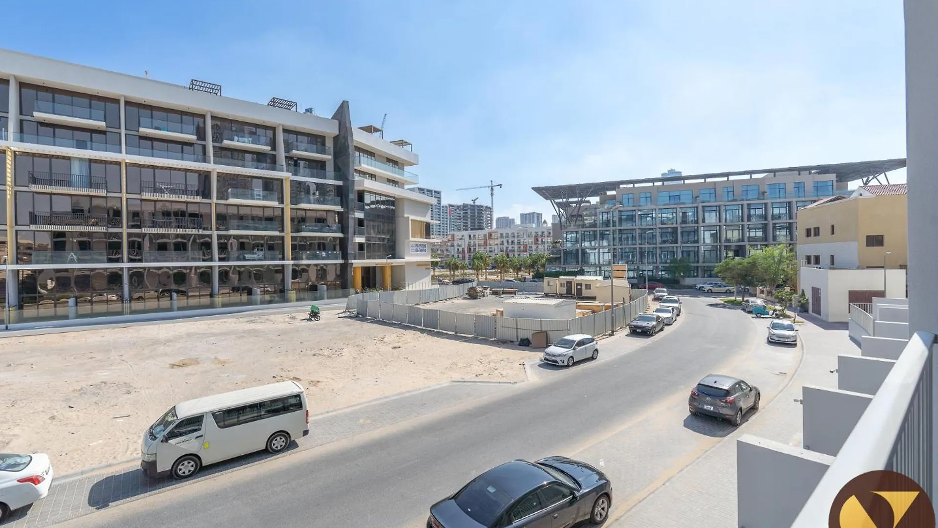 Apartment Vogue Luma22 Jvc 5 Mins Circle Mall & 12 Mins Emirates Mall Dubai United Arab Emirates