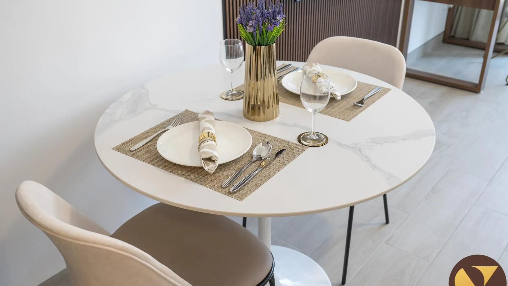 Apartment Vogue Luma22 Jvc 5 Mins Circle Mall & 12 Mins Emirates Mall Dubai United Arab Emirates