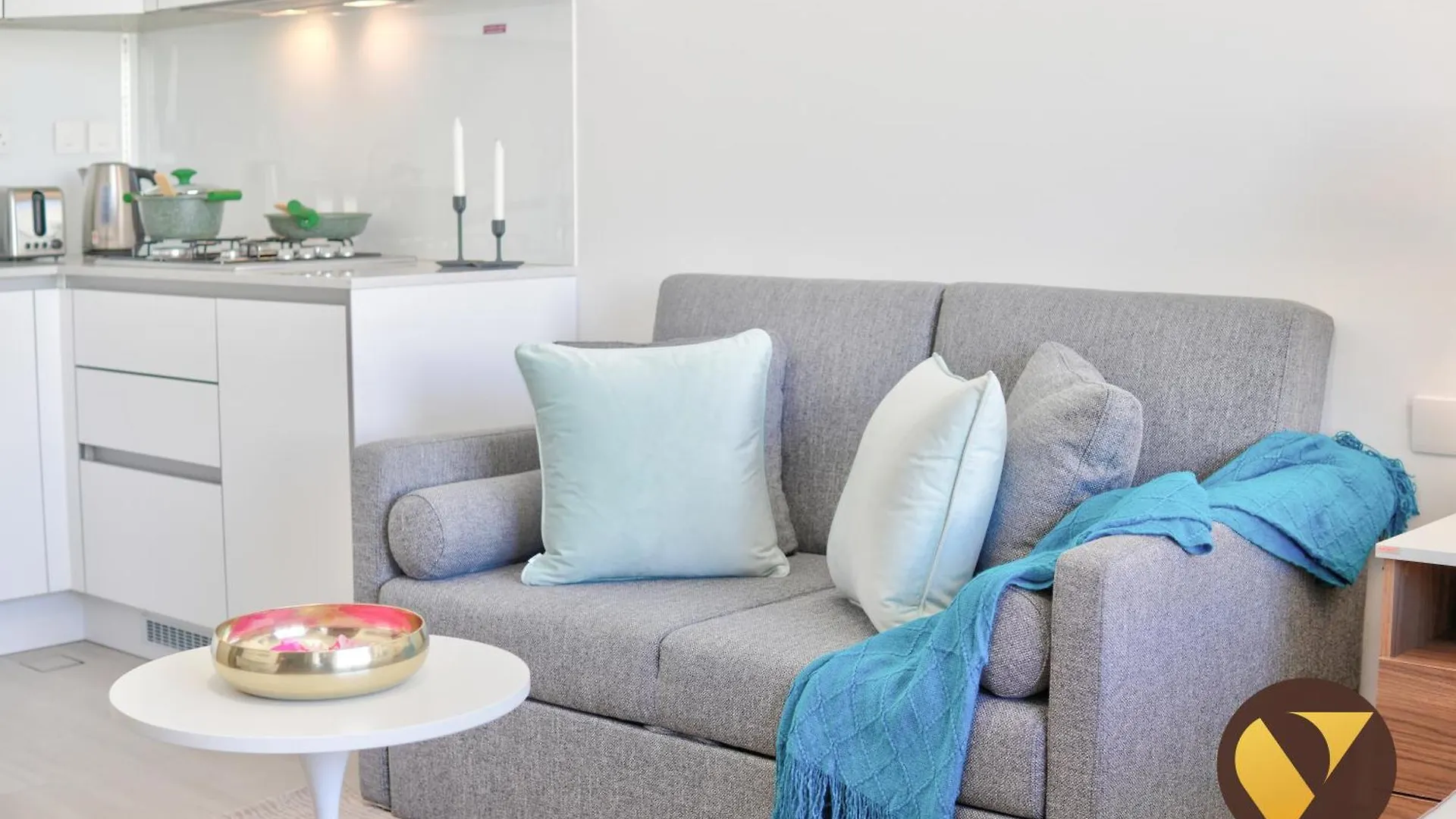 Apartment Vogue Luma22 Jvc 5 Mins Circle Mall & 12 Mins Emirates Mall Dubai United Arab Emirates