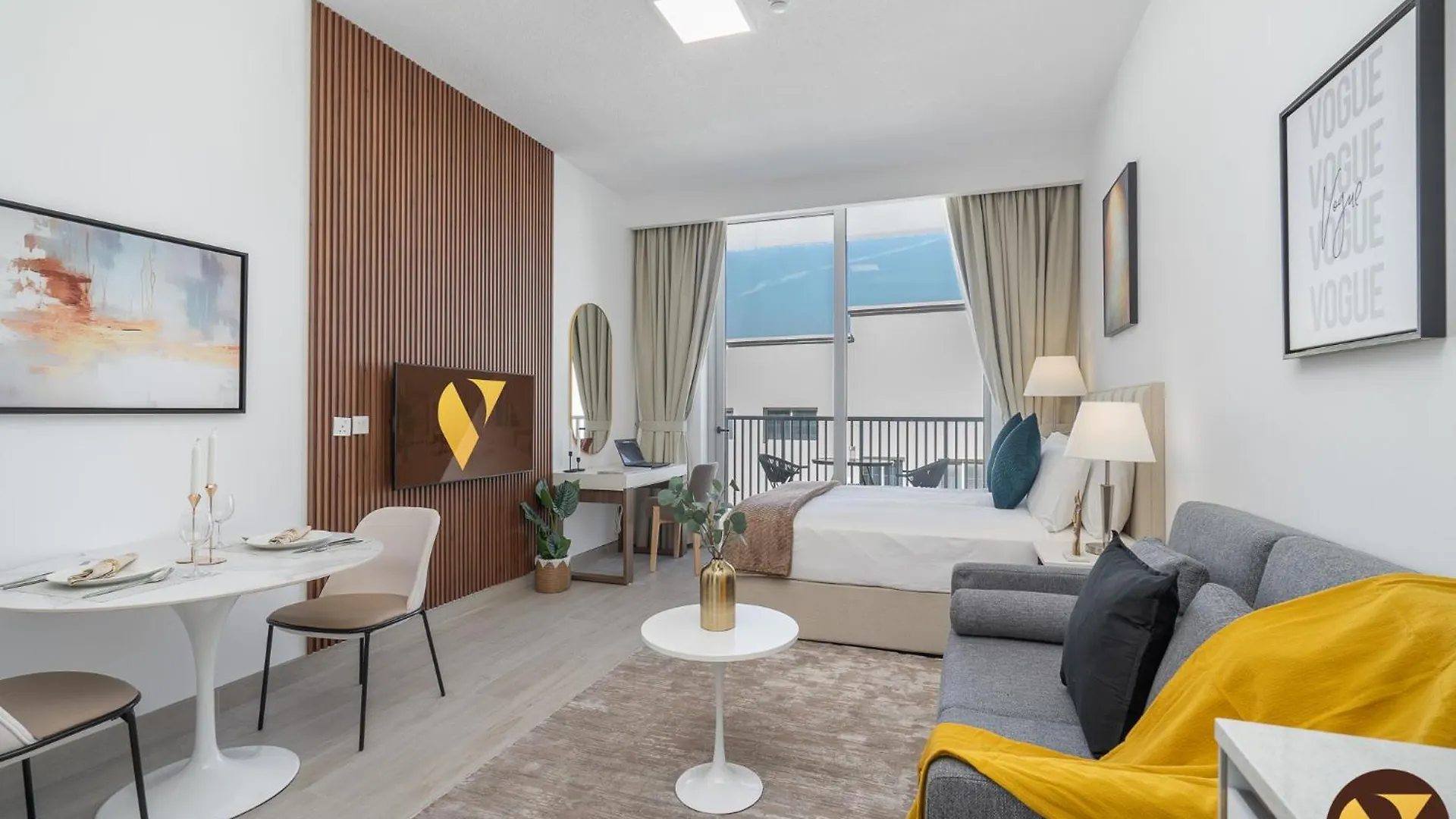 Apartment Vogue Luma22 Jvc 5 Mins Circle Mall & 12 Mins Emirates Mall Dubai