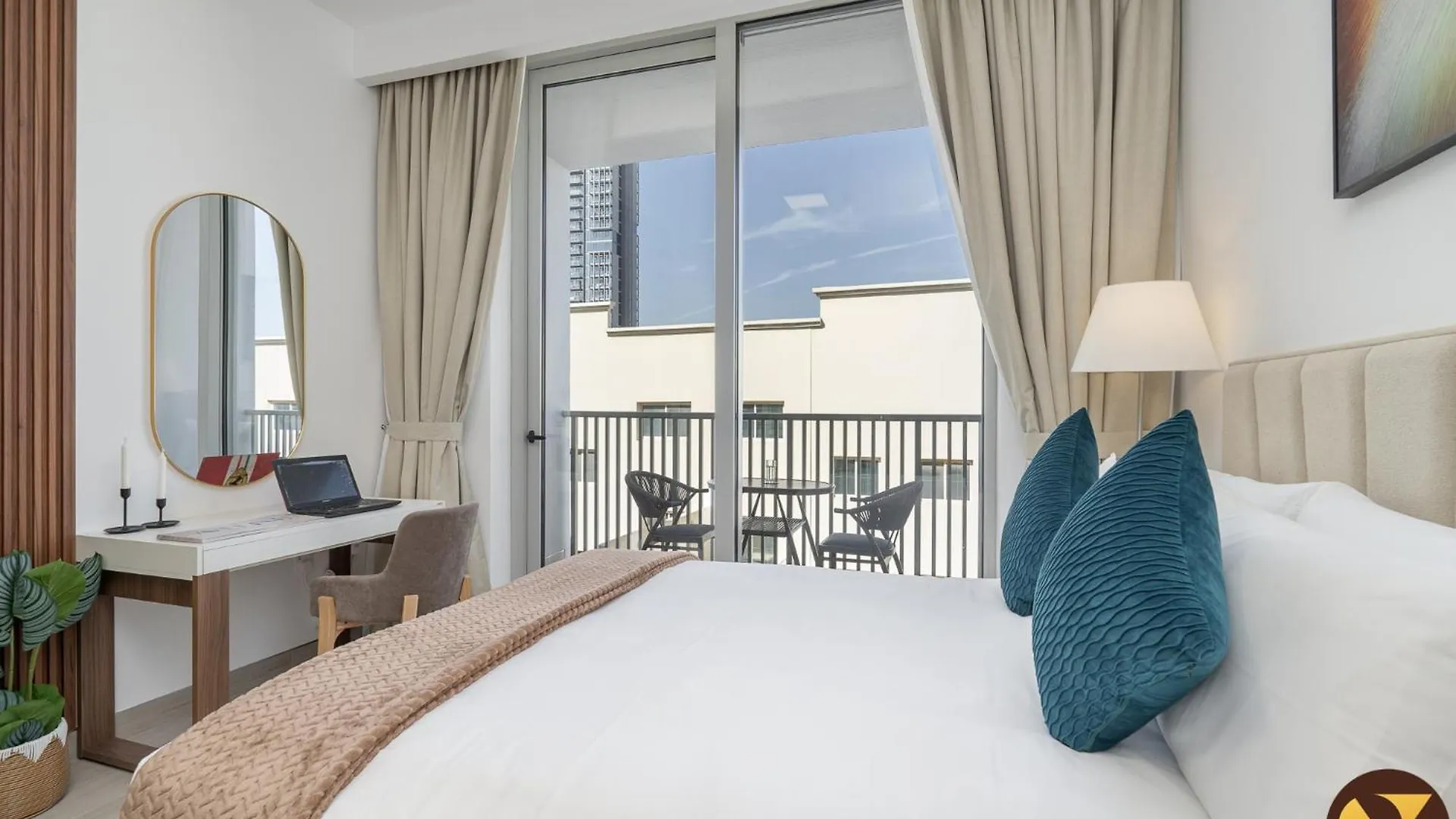 Vogue Luma22 Jvc 5 Mins Circle Mall & 12 Mins Emirates Mall Dubai Apartment